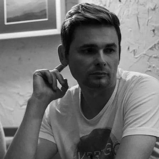 Портрет: Владимир Попович